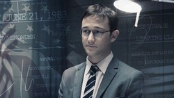 Joseph Gordon-Levitt portrays the controversial figure in the 2016 top-drama Snowden