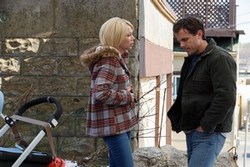 Michelle Williams and Casey Affleck face their present while dealing with a traumatic past in Manchester by the Sea.